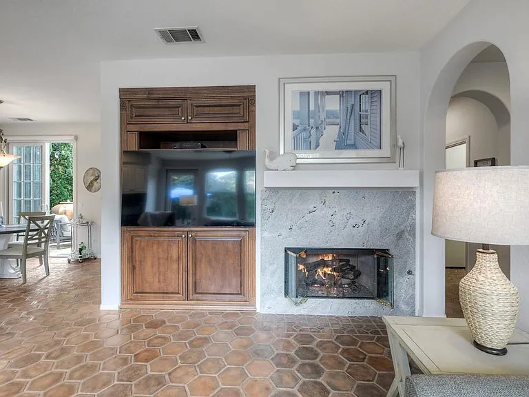 688 Cypress Hills Dr — Photo 14