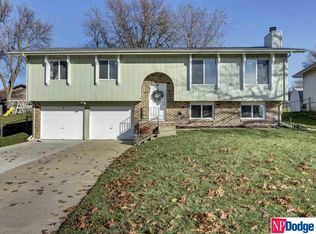 14012 Polk Cir, Omaha, NE 68137