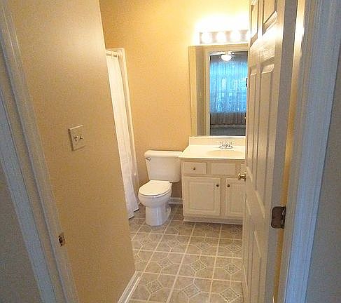 3rd image of 7581 Creek Song Ct