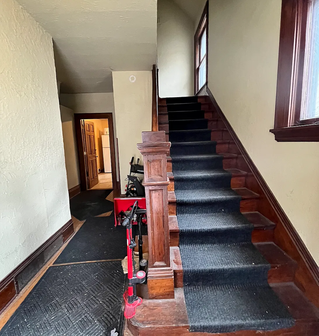 3 bed, 1100 sqft, $695 — Photo 3
