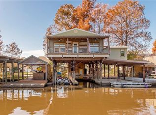 32677 Cypress Dr, Springfield, LA 70462