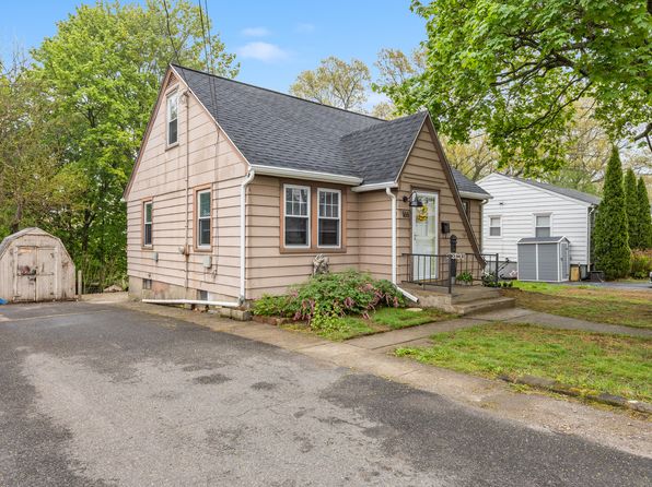 165 Carver St, Waterbury, CT 06708