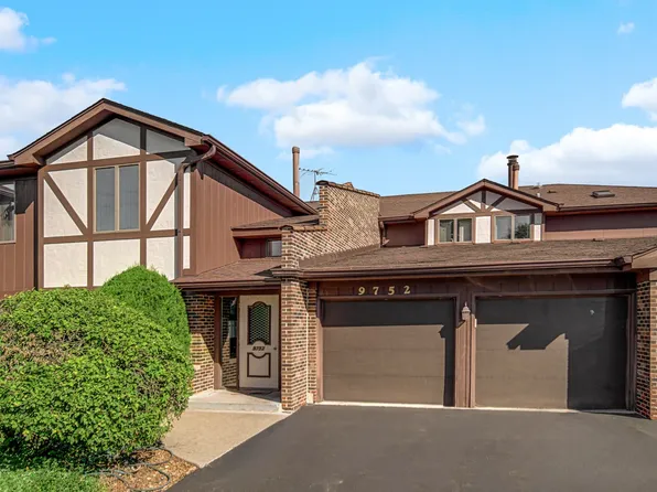 9752 Mill Dr E APT B2, Palos Park, IL 60464