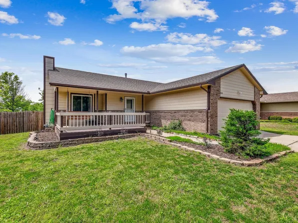 1643 N Timbers Edge Ct, Mulvane, KS 67110