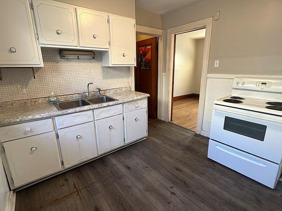 1st image of 653 Lisbon Ave Floor 2