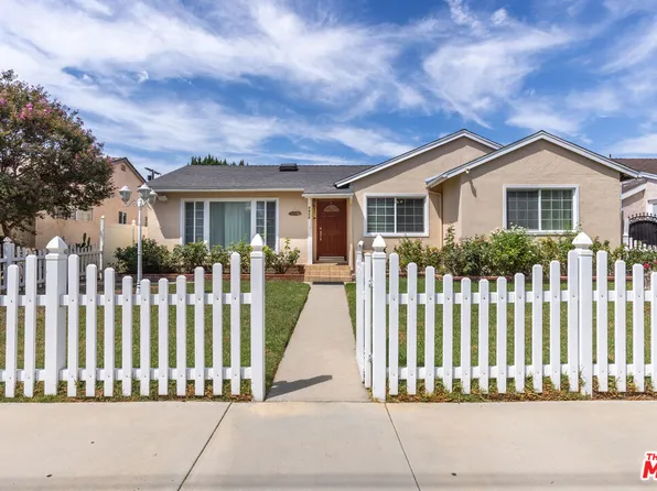 7511 Corbin Ave, Winnetka, CA 91306