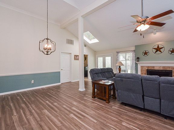 5th image of 8223 Plum Lake Dr