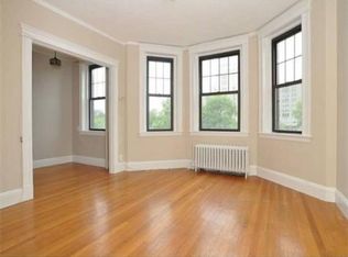114 Riverway APT 7, Boston, MA 02215