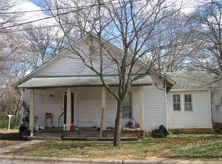 1113 Van Wert St, Greensboro, NC 27403