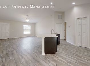6400 E Glencoe St, Inverness, FL 34452