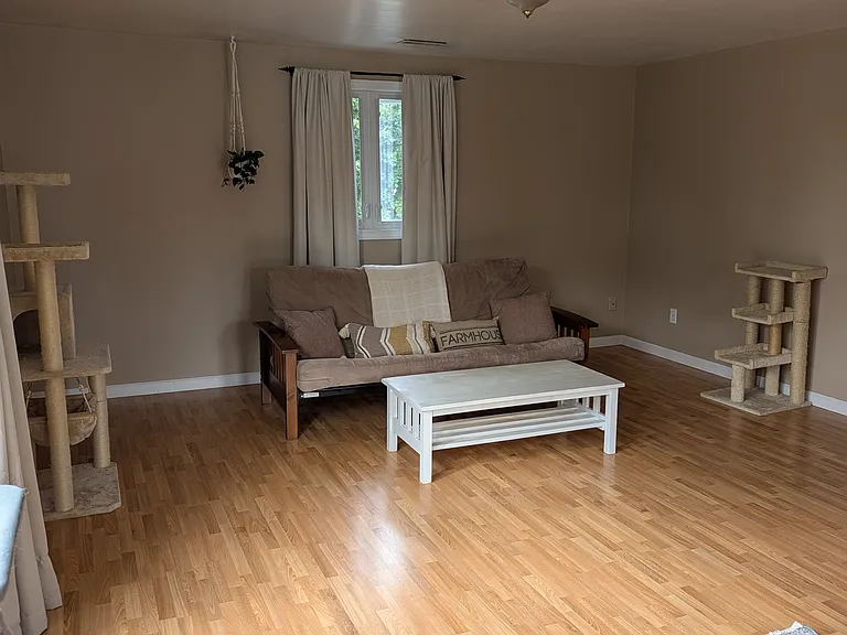 144 14th Ave #2 — Photo 8