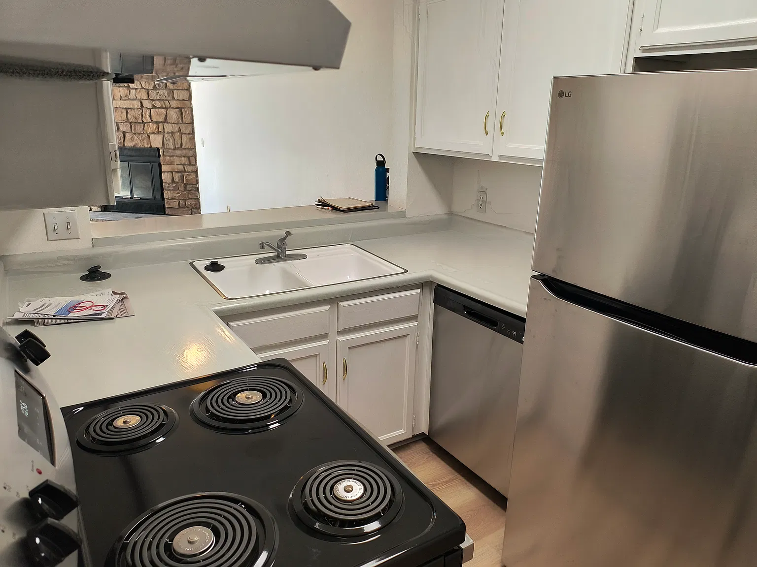 2 bed, 2.5 bath, 1036 sqft, $1,850 — Photo 3