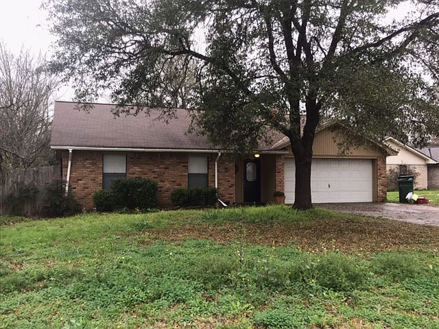 1st image of 1015 Forestwood Dr