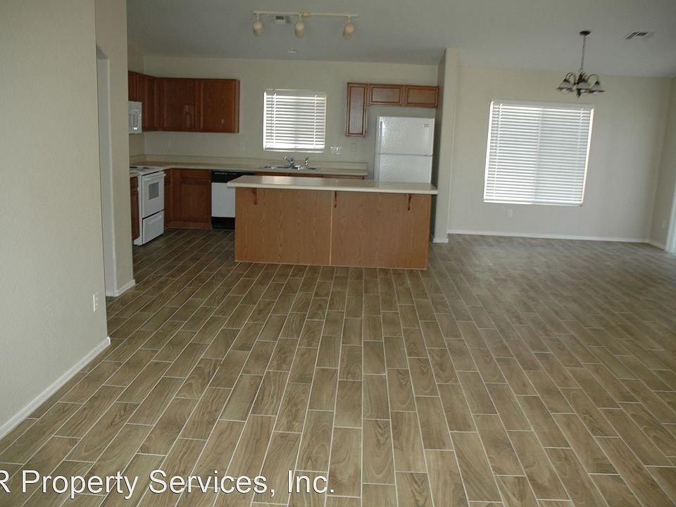 1st image of 12726 W Myer Ln