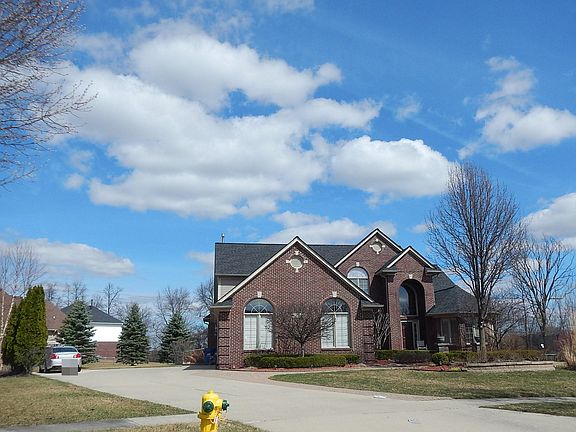 2nd image of 14711 Cottonwood Ct