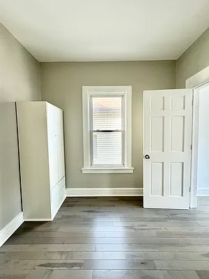 Rented by Compass | media 11