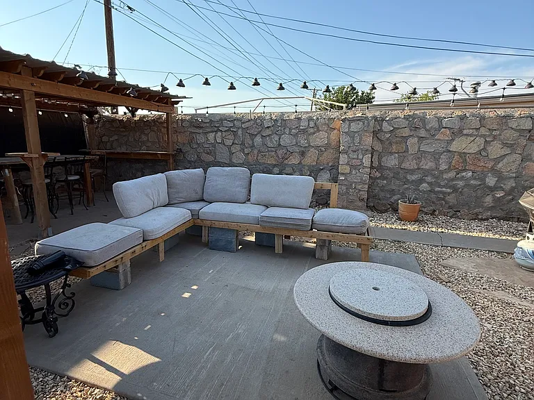 10443 Kendall St — Photo 40