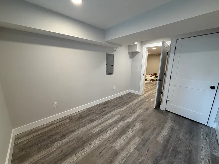 90 Winthrop Shore Dr #1B — Photo 6