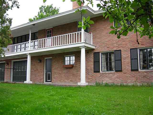 2nd image of 505 Whitaker Dr