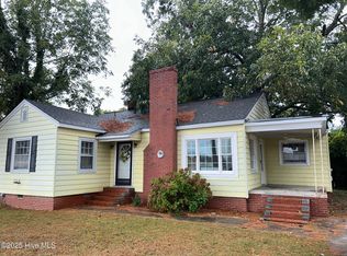2804 Edwards St, Greenville, NC 27858