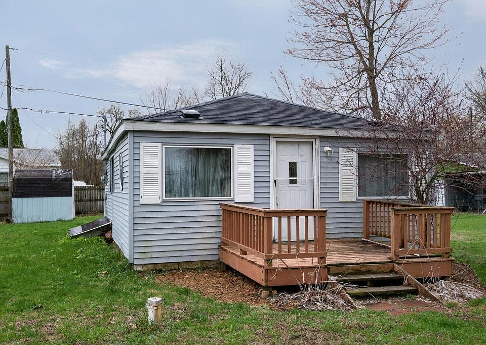 1st image of 2566 Kennedy St