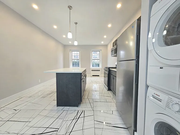 17 Dewitt Rd #113 — Photo 3