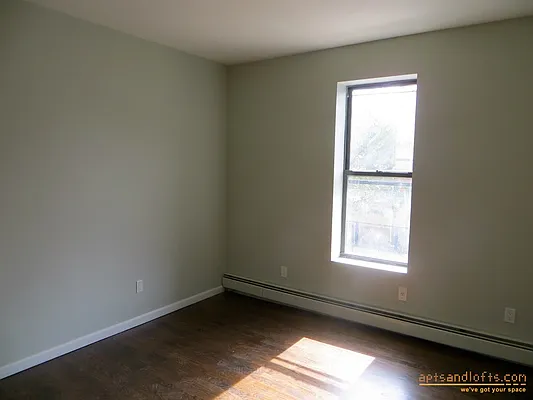 Rented by aptsandlofts.com | media 16