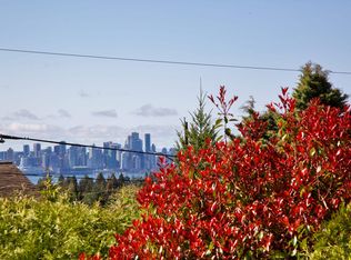 445 W Queens Rd N, Vancouver, BC V7N2K8