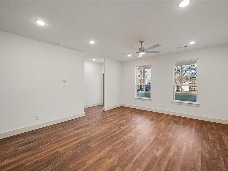 506 E Kimball St #1 — Photo 12