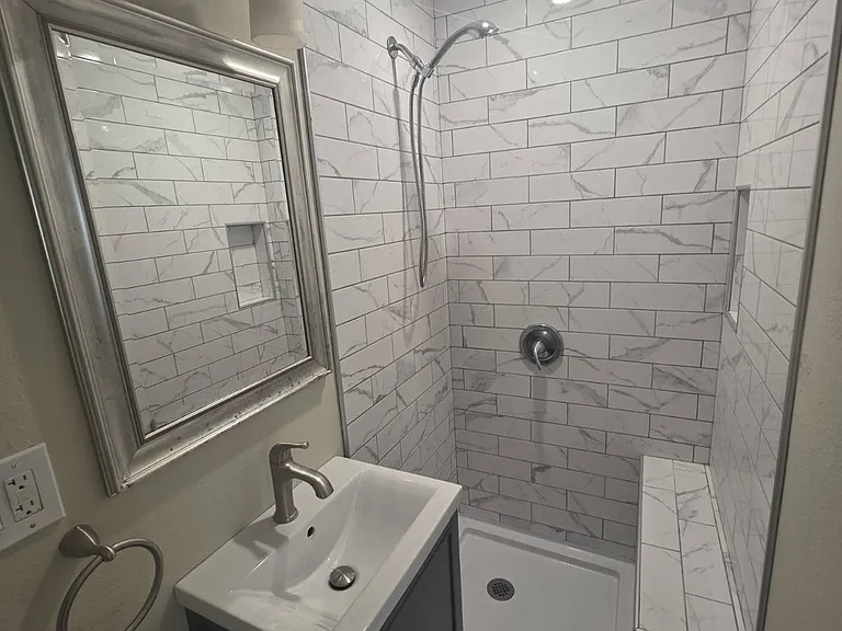 3025 Burnette St — Photo 15