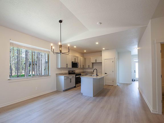 3rd image of 16651 Neil Ln #12