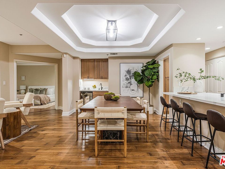 1st image of 575 S Barrington Ave APT 107