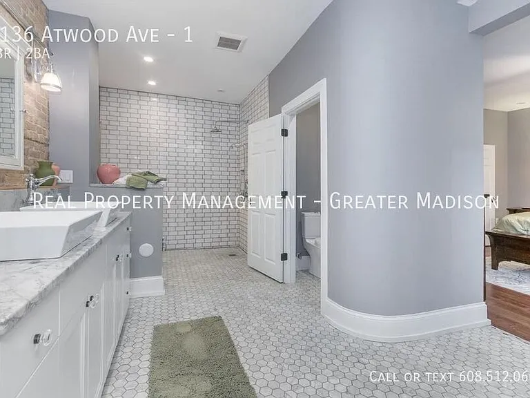 2136 Atwood Ave #1 — Photo 18