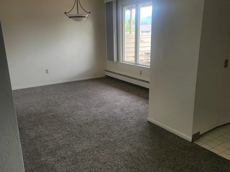 5921 E 12th Ave #5921 — Photo 4