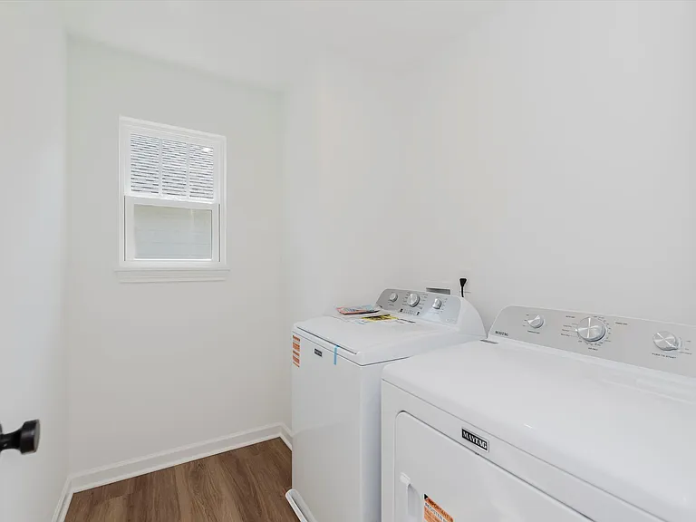 16043 Meadow Frost Ct — Photo 15