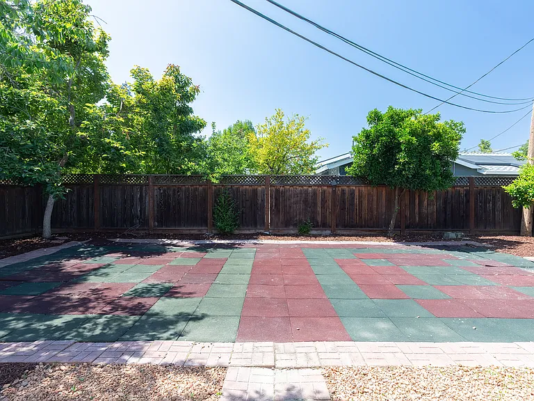 1495 Lamore Dr — Photo 34