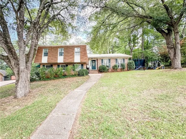 3312 Ontario Dr, Northport, AL 35473