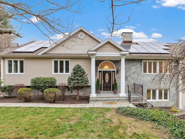 28 Hillside Drive, Easton, CT 06612