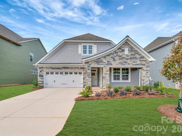 7120 Helmans Dr, Huntersville, NC 28078