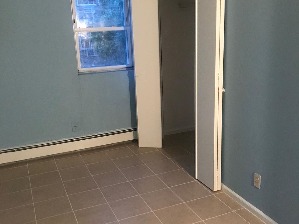 1st image of 3449 Mickle Ave APT 2