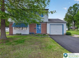 348 S 9th St, Quakertown, PA 18951
