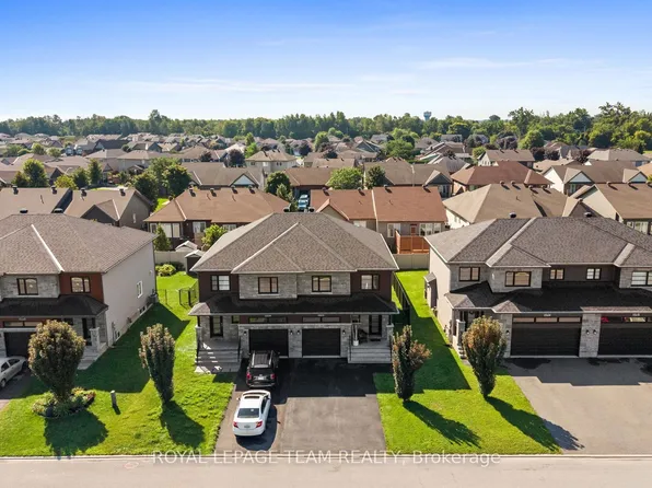 408 Twilight Ave, Russell, ON K4R 0E7