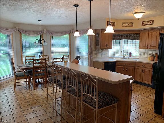 3rd image of 3469 Partridge Park Dr