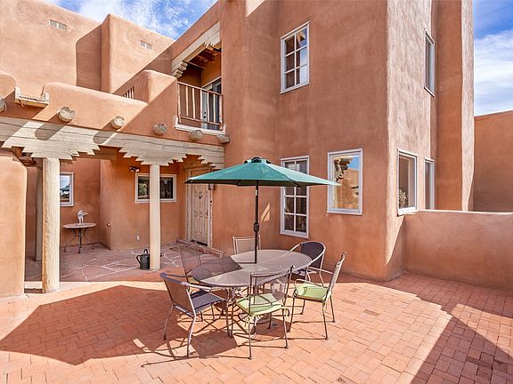 2nd image of 3128 Vista Sandia