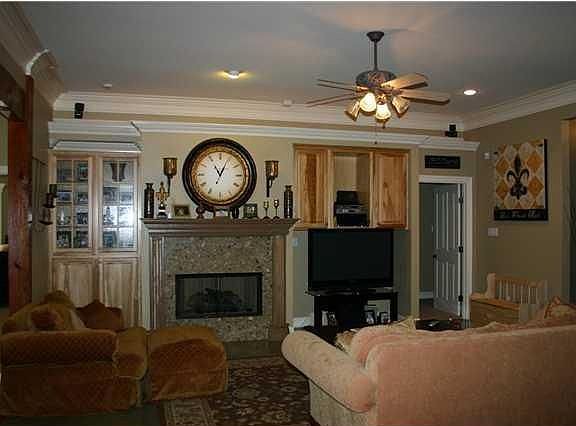 4th image of 122 Estates Ln