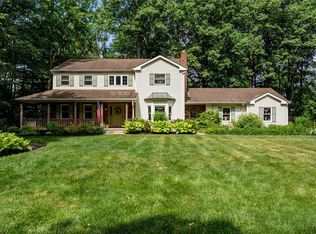 228 Crestview Dr, Elyria, OH 44035
