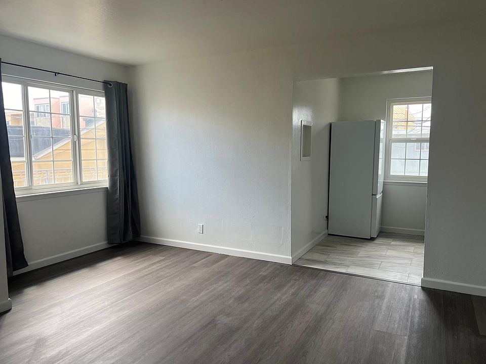 Livingroom facing kitchen