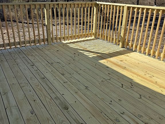 4th image of 584 Rabbit Trail Rd