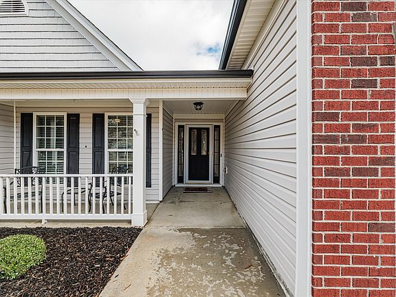 3rd image of 518 Sweet Meadow Drive