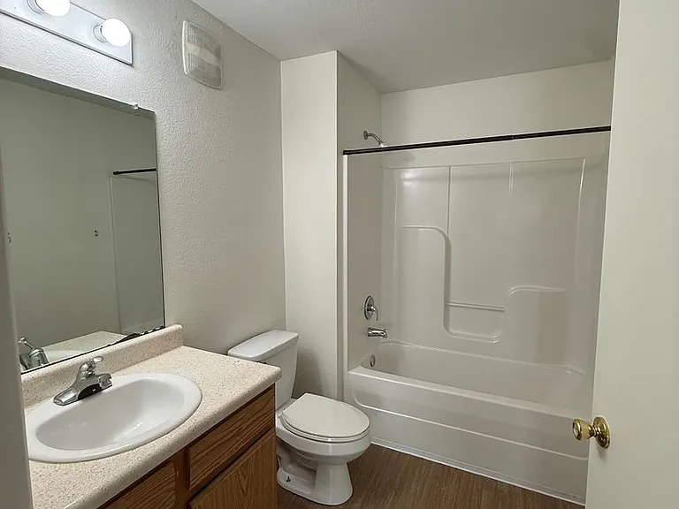 Highlands Apts — Photo 69